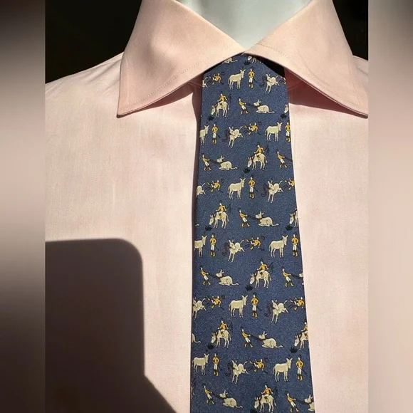 Hermes . Blue Tie with Donkey and Jockey Print. Made it France. 100% silk. - Picture 5 of 11
